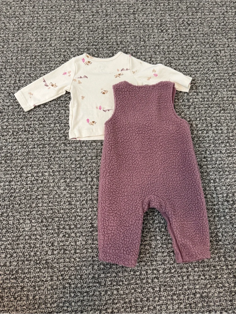 Carter’s Fuzzy Bear Jumper Set (NWOT)